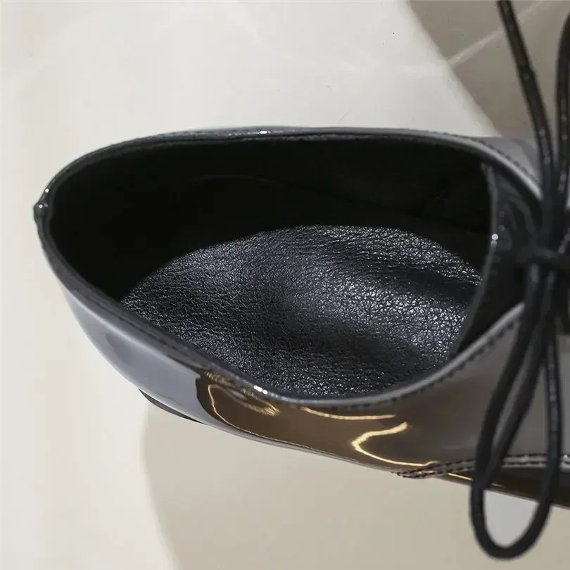 المرأة البريطانية أوكسفورد الت - مراجعة Oxford Shoes Brogue وسعره