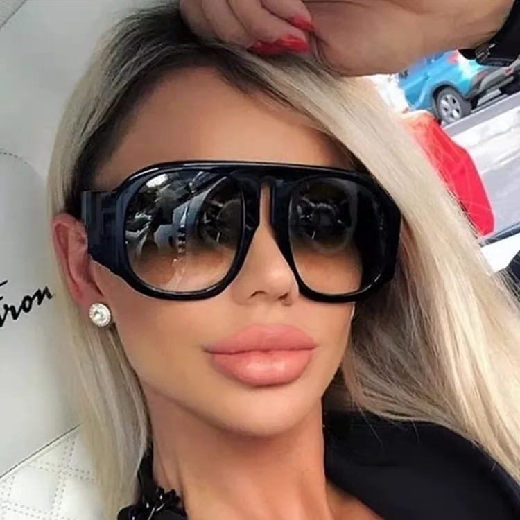 نظارات شمسية فاخرة بتصميم كلاس - مراجعة Men'S Fashion Glasses وسعره